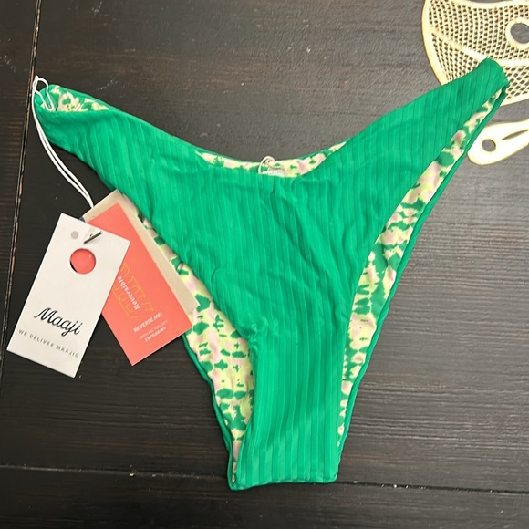 Maaji Women's Standard Regular Rise Size Large - Picture 4 of 6